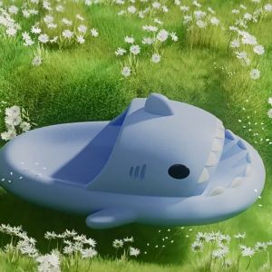 LB Sandal Hiu Kartun Sendal Shark Dewasa Sandal Rumah Wanita Eva Lembut Ringan Nyaman Sandal Pasangan Korea Selatan COD