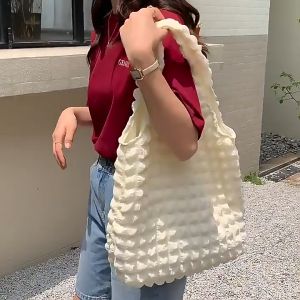 Just Star  ⚡จัดส่งฟรี สินค้าพร้อมส่ง⚡แนวเกาหลี กระเป๋าถือสวยๆ แฟชั่น เรียบง่าย ทนต่อการสึกหรอ ระบายอากาศ ขาดไม่ได้สำหรับการเดินทาง กระ กระเป๋าไปทะเล กระเป๋าถือเชือกถัก