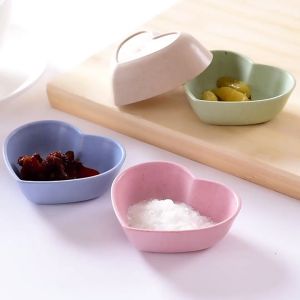 Japanese Style Wheat Straw Seasoning small Dish Love Shape Dish Leaf Shape small Dish