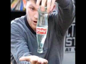 Alat Sulap Anti Gravity Botol Antigravity Bottle - KZ208