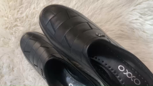 ของเข้า แล้วค่ะ งานขายดีสุด ​รองเท้าสุขภาพสำหรับผู้หญิงจากแบรนด์ OXXOมีหลากหลายรุ่นที่ตอบโจทย์ความต้องการของคุณ โดยเฉพาะรุ่นที่มีคุณสมบัติหุ้มหัว พื้นในบุนุ่ม ไม่กัดเท้า ติดเพชร น้ำหนักเบา และใส่สบาย"