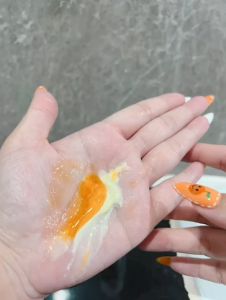 ส่งฟรี โสมบริ้ง โลชั่นโสมบริ้ง ในตำนาน ซื้อ 1แถม1 ฟรีหัวเชื้อส้มสดผิวขาว