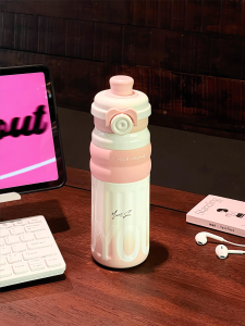 มugs ดื่มน้ำแบบพกพาสำหรับผู้หญิง เครื่องประดับแฟชั่นสุดเก๋ไก๋ ดีไซน์เรียบง่าย ดีไซน์ใหม่ ป้องกันการรั่วไหล ทนทานต่ออุณหภูมิ