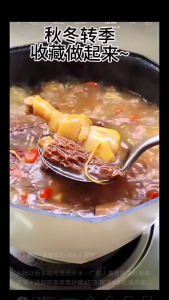 云南特产 菌菇朵朵 黑松露羊肚菌汤包 138 克 Yunan Black Truffle and Morel Mushroom Soup Package 138g  白松茸，鲍鱼菇，鹿茸菇，黑松露，姬松茸，羊肚菌，鸡油菌