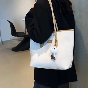 SEA YADOU  กระเป๋าความจุขนาดใหญ่สำหรับผู้หญิงกระเป๋าสะพายไหล่ระดับไฮเอนด์รุ่นใหม่เข้าชุดง่ายสำหรับฤดูใบไม้ร่วงกระเป๋าโท้ทสุดอินเทรนด์กระเป๋าพร็อพ BAG