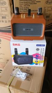 SKG ลำโพง บลูทูธ พกพาไม่มี ไฟวิบวับ ไม่มีFM ลำโพงแบตในตัว 4"x1 1.5" x1 [30w/10w RMS] ไมค์ลอยแบตในตัวชาทจ์ได้=2ตัว รุ่น KG-063