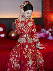 New 2025 Show He Wedding Dress Traditional Chinese Style Slimming Bride Gown Womens Small Size Marriage Ceremony Dress