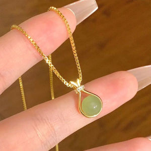 Corinna Women Exquisite Elegant Necklace Design Sense Claviculate Chain
