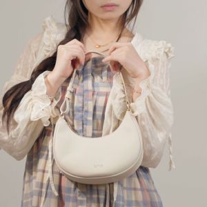 LAVISH - Velino Bag Tas Wanita Elegant Tas Selempang Wanita Size Medium | Sling Bag Women