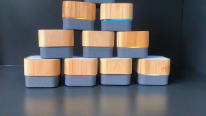 Eco Friendly Bamboo A10 Wireless Bluetooth Speaker Portable Mini Support TF Card AUX FM and USB Rechargeable