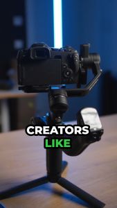 Feiyu SCORP-Mini-2 Handheld Gimbal 3-Axis Stabilizer w/AI Tracking for Mirrorless Camera