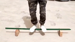 【จัดส่งจากกรุงเทพฯ】เสารั้ว Y Post (สูง 1.3m 1.5m 1.8m) เสา เสารั้วเหล็กหนา เสารั้วตาข่าย เสาล้อมรั้ว ล้อมสวน เสารั้วบ้าน เสารั้วเหล็กหล่อสามเหลี่ยม รั้วสวน