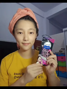 BIORE Pore Pack Black with Bamboo Charcoal - Plester Komedo Isi 4