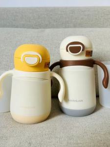 Thickened Silicone Cup Holder Leakproof Anti-slip Transparent White for Friction Reduction Suitable for General Public