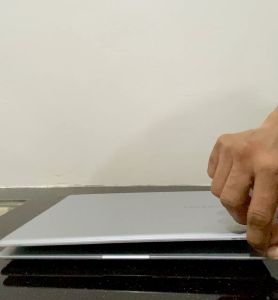 SAMSUNG CHROMEBOOK 4GB RAM 16GB SSD With HD ScreenHigh performing ProcessorGood for Trading