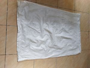 Karung bekas expedisi ukuran 130 x 90 cocok untuk tempat pasir tanah puing batu sampah dan media ubi jalar