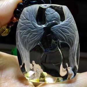 Pure natural yellow gum flower treasure basin with natural color pendant. The crystal is transparent and the color is extremely beautiful. The exquisite carving is unique and lifelike. Wearing it can bring good fortune and protect against evil and ensure