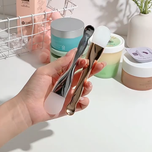 GECOMO Double Head Silicone Facial Mask Brush