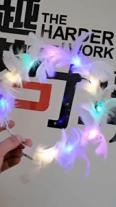 Satu Keluarga Bando Mahkota Bulu dengan Lampu LED Wanita C1153 Bando Bidadari Luminous Glow Party