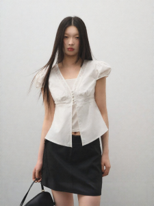 La lune Du ciel | Bộ Áo Thun Cotton Cổ V Tay Chuông Dây Lycell
