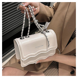 Womens Bag New New Arrival Pure Color Minimalist Fashion All-Match Exquisite Chain Shoulder Crossbody Small Square Bag 2023 Spring
