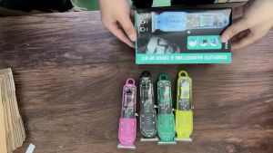 Tông Đơ Cắt Tóc Trấn Viền T9 Thời Trang Có Đèn LED  Báo Pin Nhẹ Nhàng Êm Ái Dễ Sử Dụng [ Giao Màu Ngẫu Nhiên ]