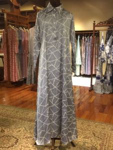 Fatima Dress by Dian Pelangi LIMITED EDITION Busana Muslim Baju Maxi Gamis Abaya Kaftan Gaun Outfit Busui Pesta Pernikahan Kondangan Casual Formal Wanita Hijaber Cantik Anggun Modis Modern Elegan Mewah Model Korea Terbaru Motif Batik Abstrak Kekinian