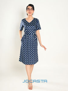 Đầm Trung Niên Dáng Suông Cổ Tim Ngắn Tay Kèm Dây Đai Thắt Eo Họa Tiết Chấm Bi Trắng