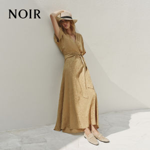 MO&Co. | Noir Series Summer Mulberry Silk Wrap Dress