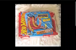 [AUTHENTIC] HOT WHEELS Track Builder Unlimited Fuel Can Stunt Box