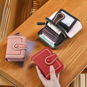 กระเป๋าสตางค์หนังนิ่มสไตล์เกาหลีสำหรับผู้หญิง กระเป๋าสตางค์แบบสั้น ซิป ปิดด้วยแม่เหล็ก กระเป๋าใส่เหรียญขนาดเล็ก กระเป๋าใส่บัตร กระเป๋าใส่เอกสาร กระเป๋าสตางค์แบบมีช่องใส่บัตร