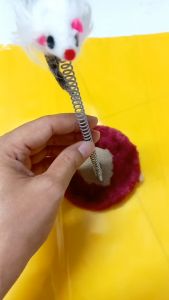 Đồ chơi cho mèo chuột lò xo Bàn cào móng mèo hình chuột lò xo lật đật