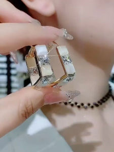 Elegant Geometric Square Zirconia Hoop Earrings Womens Fashion Jewelry Hong Kong Style Sensation Alloy Embedded Artificial Gem