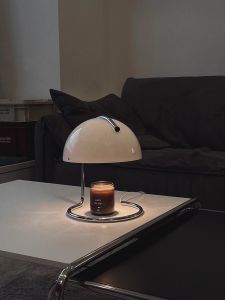 Vintage Aromatherapy Candleless Wax Melting Lamp Simple Bedroom Decorative Table Lamp Atmosphere Light Nightstand Ornament