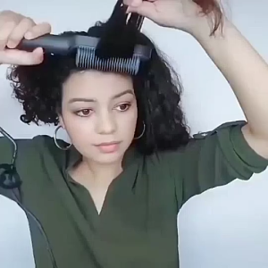 Sisir Listrik Pelurus Rambut 2 In 1 - Straightener Curler Meluruskan Rambut Hanya Dalam 30 Detik Sangat Aman Digunakan