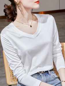 เสื้อยืดแขนยาวผ้าไหมไหมพรมผสมผ้าฝ้ายเนื้อนุ่มสำหรับผู้หญิงในฤดูใบไม้ผลิ คอลเลกชันใหม่ เสื้อชั้นในคอวี ทรงเข้ารูป เสื้อชั้นในลำลอง