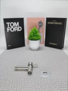 Kran Shower Kran Tembok Panjang Stainless Saringan air keran taman kran kamar mandi 1/2 Inch JS-49