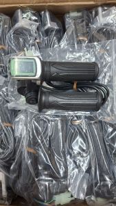 Tay ga xe đạp điện 48v có đồng hồ báo km