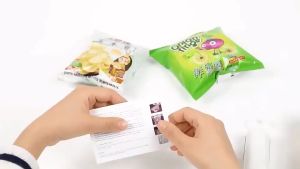 2IN1 Plastic Handheld Portable Electric Heat Sealing Machine Mini Food Vacuum Sealer with Hanger