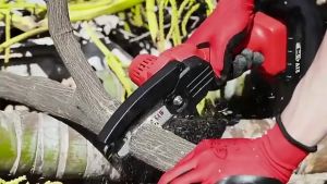 Thân máy cưa xích chạy pin cắt cành cây dùng chung chân pin makita 4inch  6inch