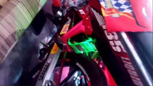 Lampu LED Motor Kedap Kedip Pesawat RGB 7 Warna Universal Lampu Kolong Bawah Motor Tahan Air Kelap Kelip Otomatis USB Strobo Tempel Variasi Warni