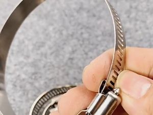 304 Stainless Steel Hose Clamp Assortment Kit DIY 3m Metal Strap + 12 FastenersAdjustable Worm Gear Band Hose Clamps