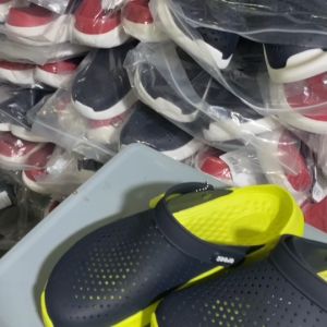 รองเท้าแตะ Crocs LiteRide Clog เบอร์ 36 ถึง 46 ใส่ได้ทั้งผู้หญิงและผู้ชาย ใส่สบายพื้นนุ่ม