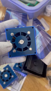 Quạt hút tích pin kèm đèn UV 2 in 1 Hãng Aman