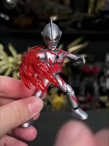 QAT | Đồ Chơi Hình Nhân Vật Ultra-Man Sáng Chói
