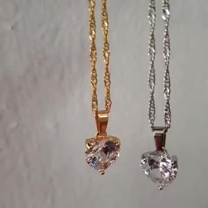 Dây Chuyền Mặt Dây Chuyền Hình Trái Tim Mạ Vàng Bằng Thép Không Gỉ Dành Cho Nữ Đính Zircon Phong Cách Boho Món Quà Trang Sức Thời Trang Cho Mọi Dịp