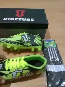 KIDZTUBS Sepatu Futsal Anak Paket Komplit Sepatu Futsal Tas Skin Deker Kaos Kaki Usia 6-10 Tahun Size 28 29 30 31 32 33 34 35 36 37 KDZ1634011525