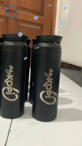 Tumbler Termos Elegan Custom Desain Grafis - Kapasitas Besar - Warna Hitam - 1 Hari Jadi
