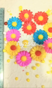 (20ดอก)ดอกเดซี่กระดาษสา ขนาด 3.8ซม.กลีบดอก2ชั้น หลากสี ราคา 39 บาท/20ดอก