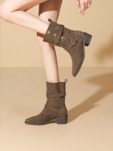 Josiny | Pointed Toe Vintage Chunky Heel Fur-lined Brown Boots